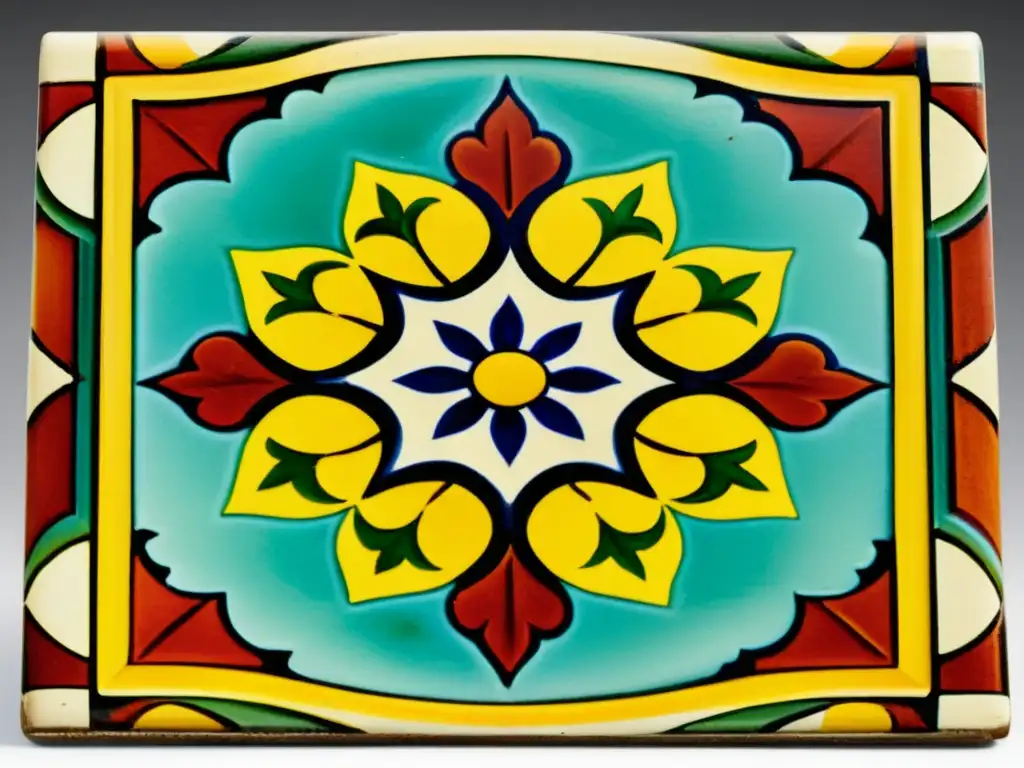 Un azulejo de cerámica pintado a mano con patrones florales y geométricos en colores vibrantes, evocando la artesanía y riqueza cultural