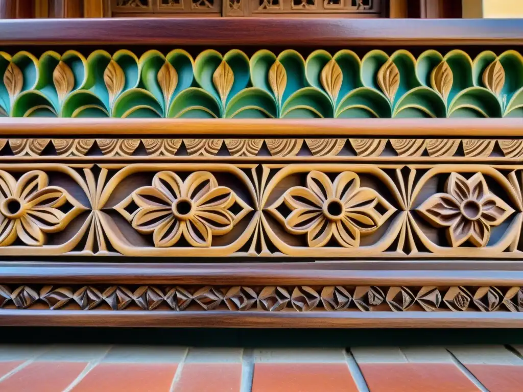 Detallado zócalo de madera en arquitectura colonial, con patrones decorativos únicos que evocan belleza y herencia cultural