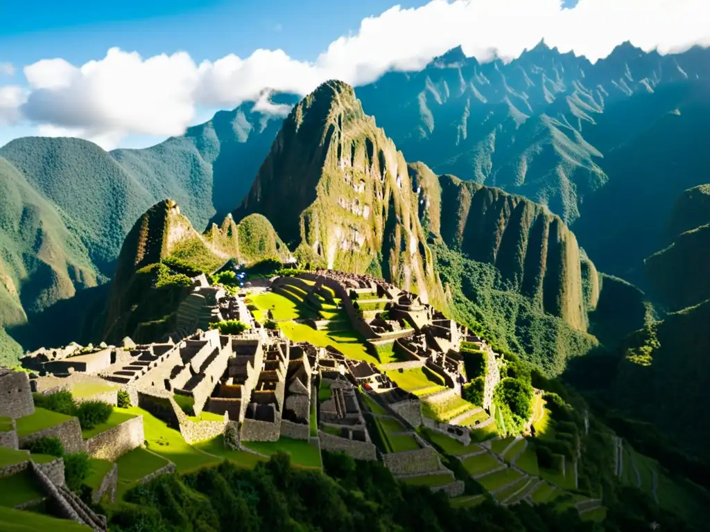 Foto en blanco y negro de Machu Picchu, revelando patrones ancestrales y paisaje montañoso exuberante